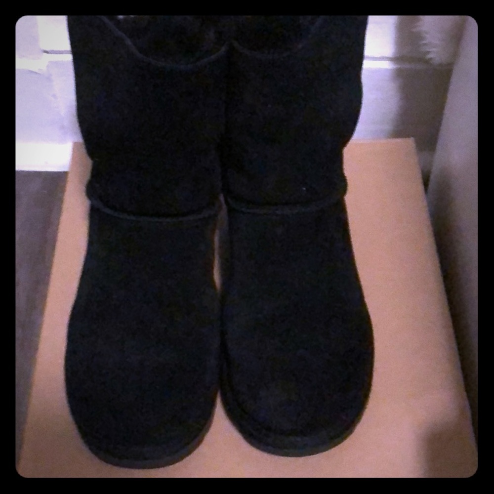 Ugg Valintina Boots . Can be worn 2 ways . Size 9